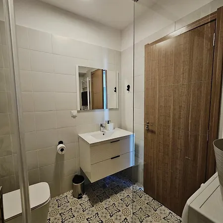 Onix Penthouse 18, Premium Parking * Bukarest
