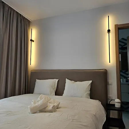 Onix Penthouse 18, Premium Parking Apartment Bukarest
