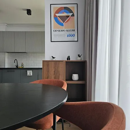 Onix Penthouse 18, Premium Parking Apartment