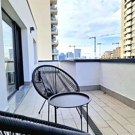 Onix Penthouse 18, Premium Parking *